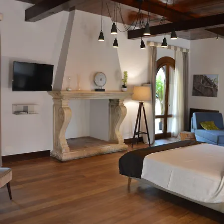 Bed & Breakfast Casa Realia 4*