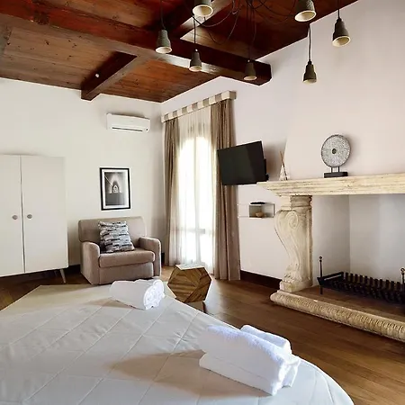 Casa Realia 4*
