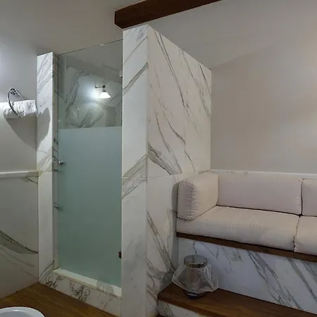Casa Realia 4*